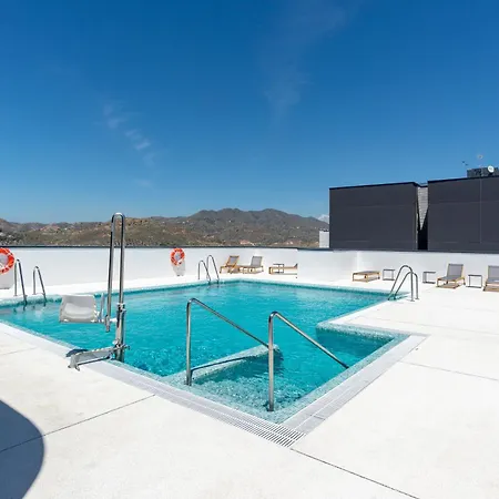 Apartment Skyline Iii Pool & Coworking By Ele Malaga