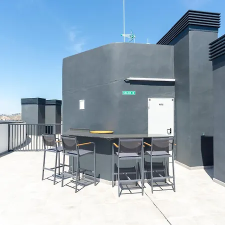 Apartment Skyline Iii Pool & Coworking By Ele Malaga