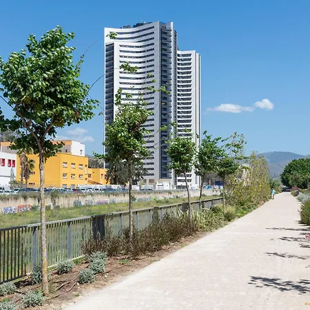 Apartment Skyline Iii Pool & Coworking By Ele