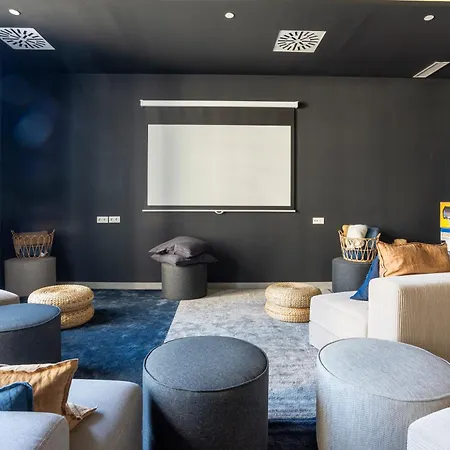 Skyline Iii Pool & Coworking By Ele Apartment
