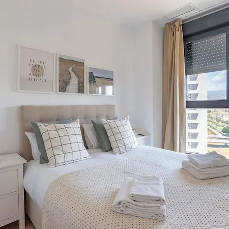 Apartament Skyline Iii Pool & Coworking By Ele *